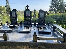 Пам'ятник CM.10