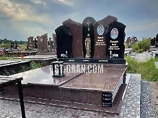 Пам'ятник CM.12