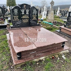 Пам'ятник CM.50