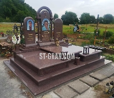 Пам'ятник CM.5