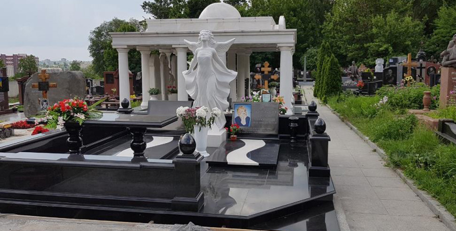 Меморіальні комплекси